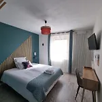 Guest house Les De La Vallee 3*