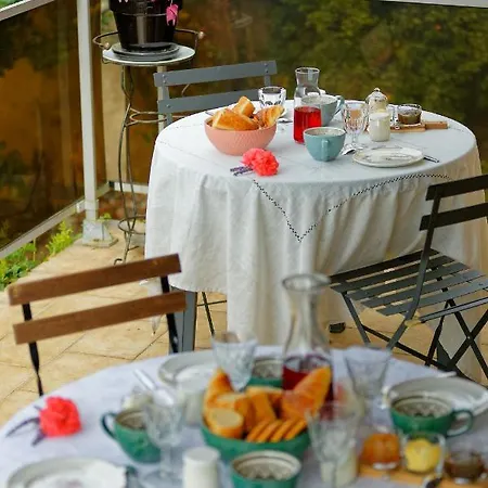 Les De La Vallee Argentonnay