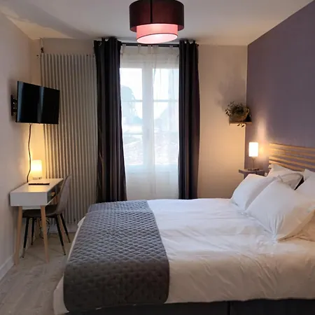 Les De La Vallée Pensión