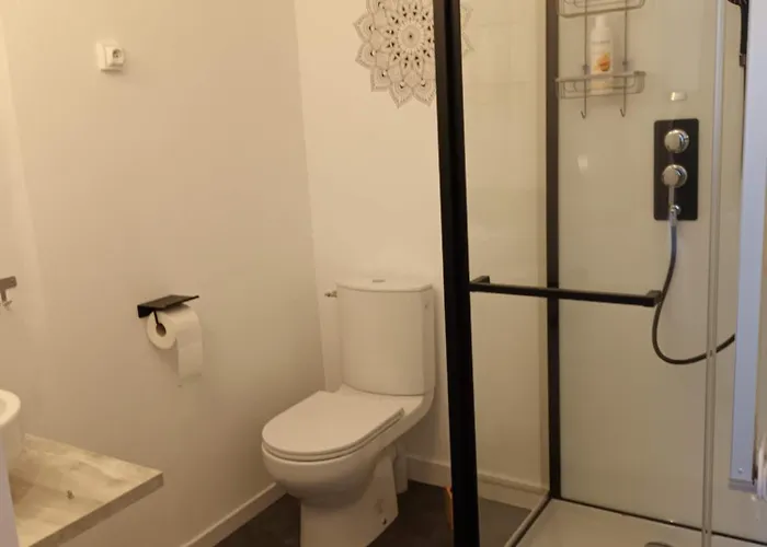 Les De La Vallee Argentonnay